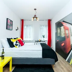 Sleepway - Red Metro Apartament Poznań